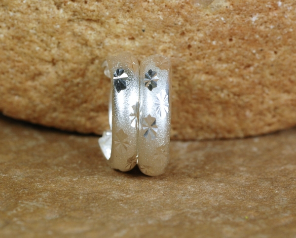 Creolen Silber 925 - Schön mit Diamant Schliff - 17 mm